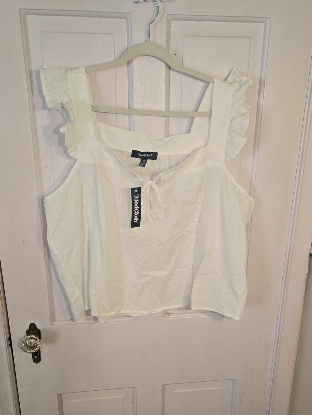 ModCloth Cotton Cream Ruffle-Trim Swiss Dot Camisole Size 1X